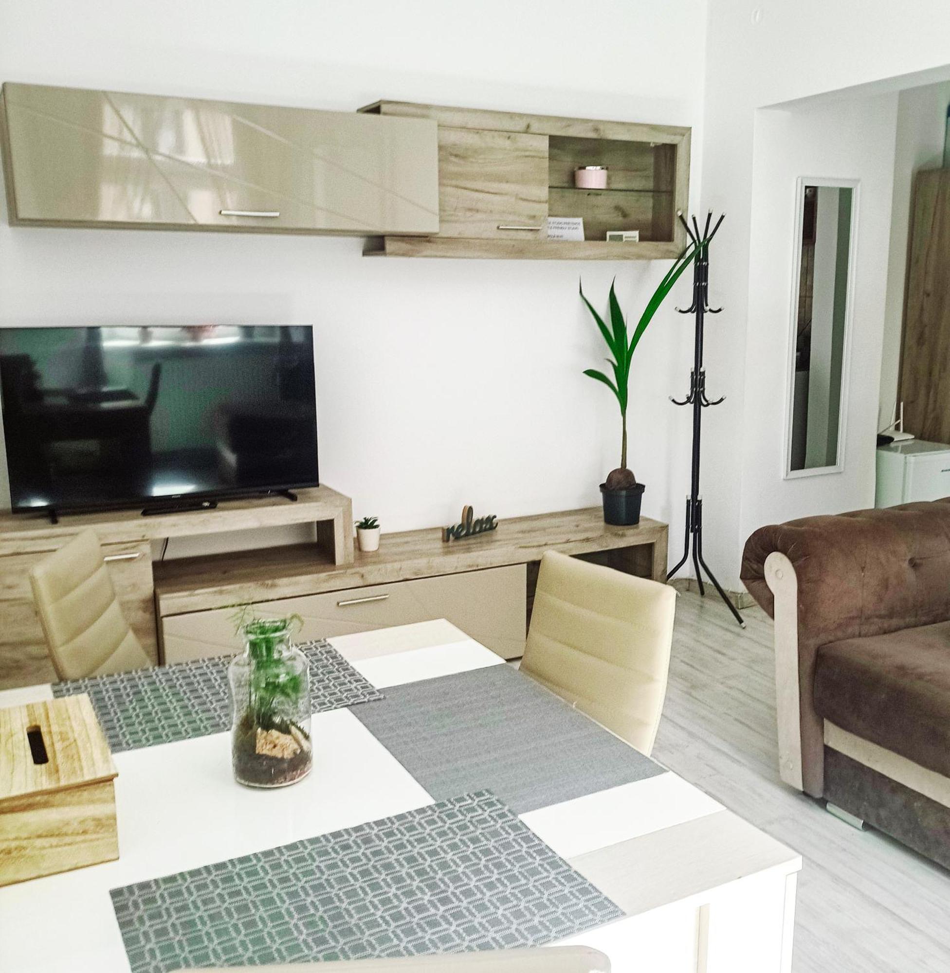 Apartment Friendly Little *